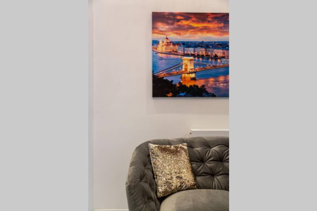 Premium Apartment By Hi5-King Street'S Luxury Suite Budapest Exterior foto
